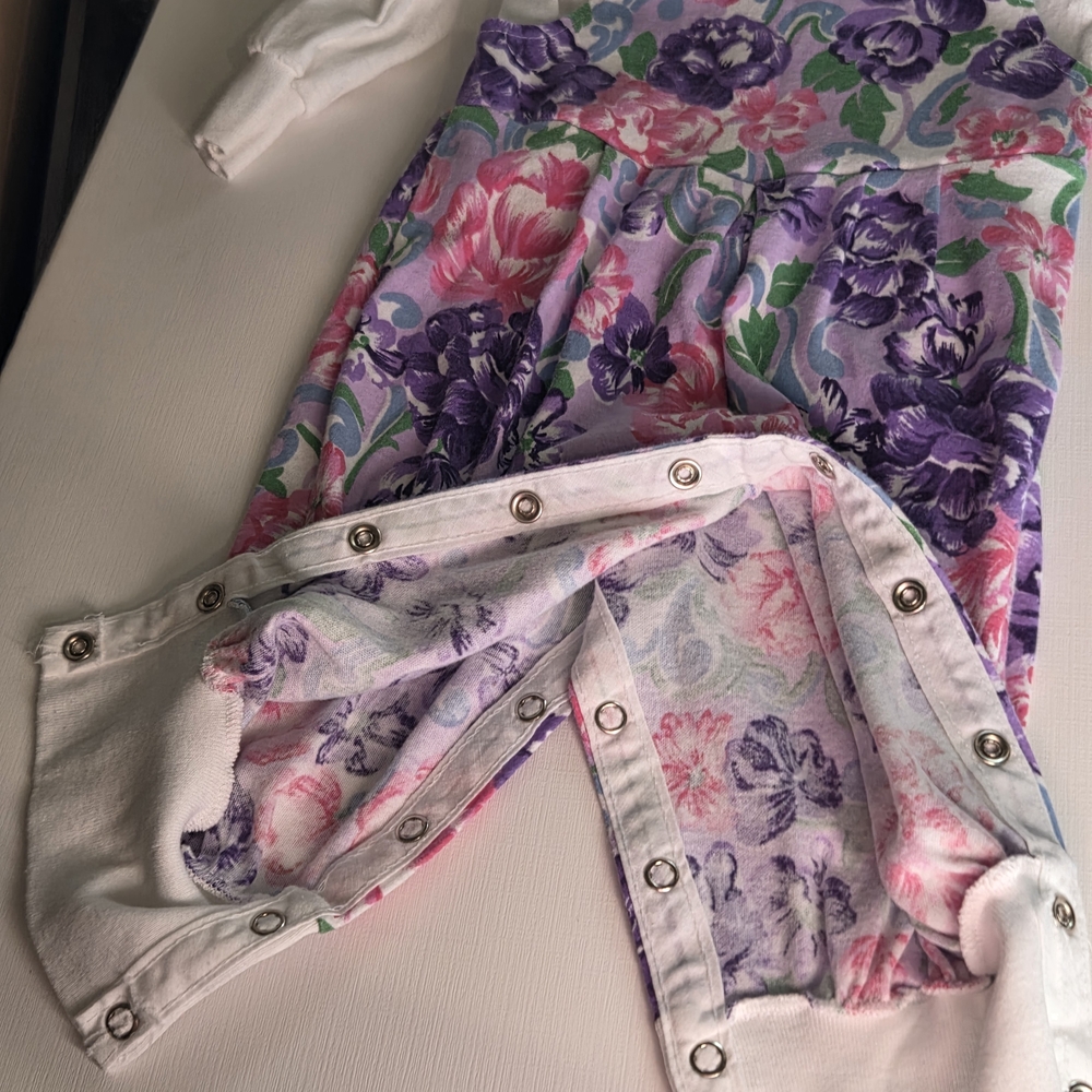 Vintage Pink And Purple Floral Overall Outfit For Baby - Picture 2 of 11